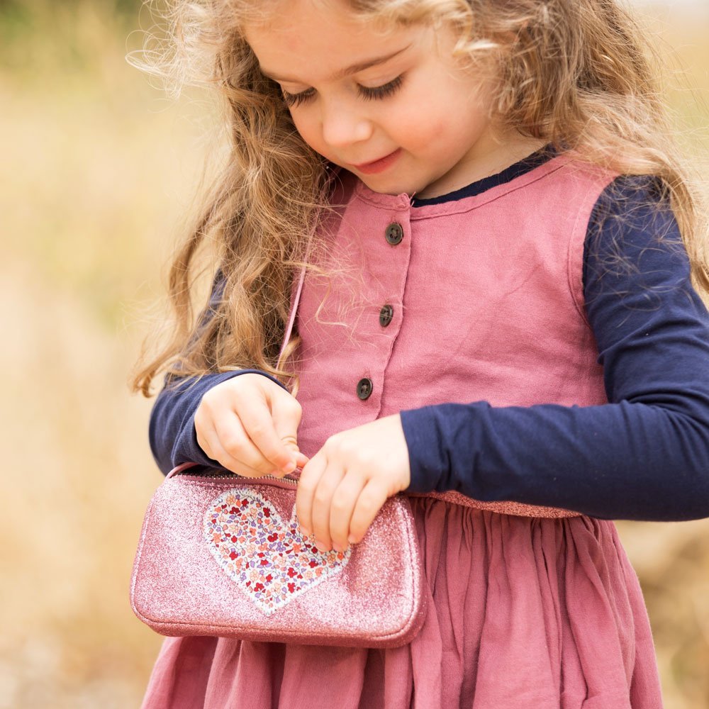 Sparkly Glitter Heart Purse for Girls Ages 3–8 – Cute Crossbody Gift