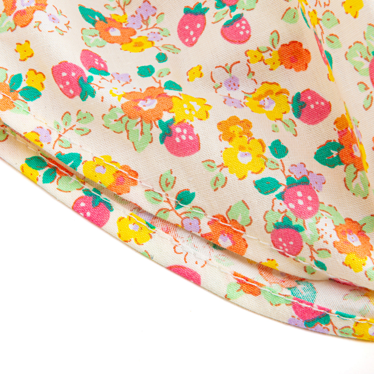 Peppercorn Kids Girls Pre-tied Summer Bandana Scarf - Kids Age 3-8 Y- Strawberry Print