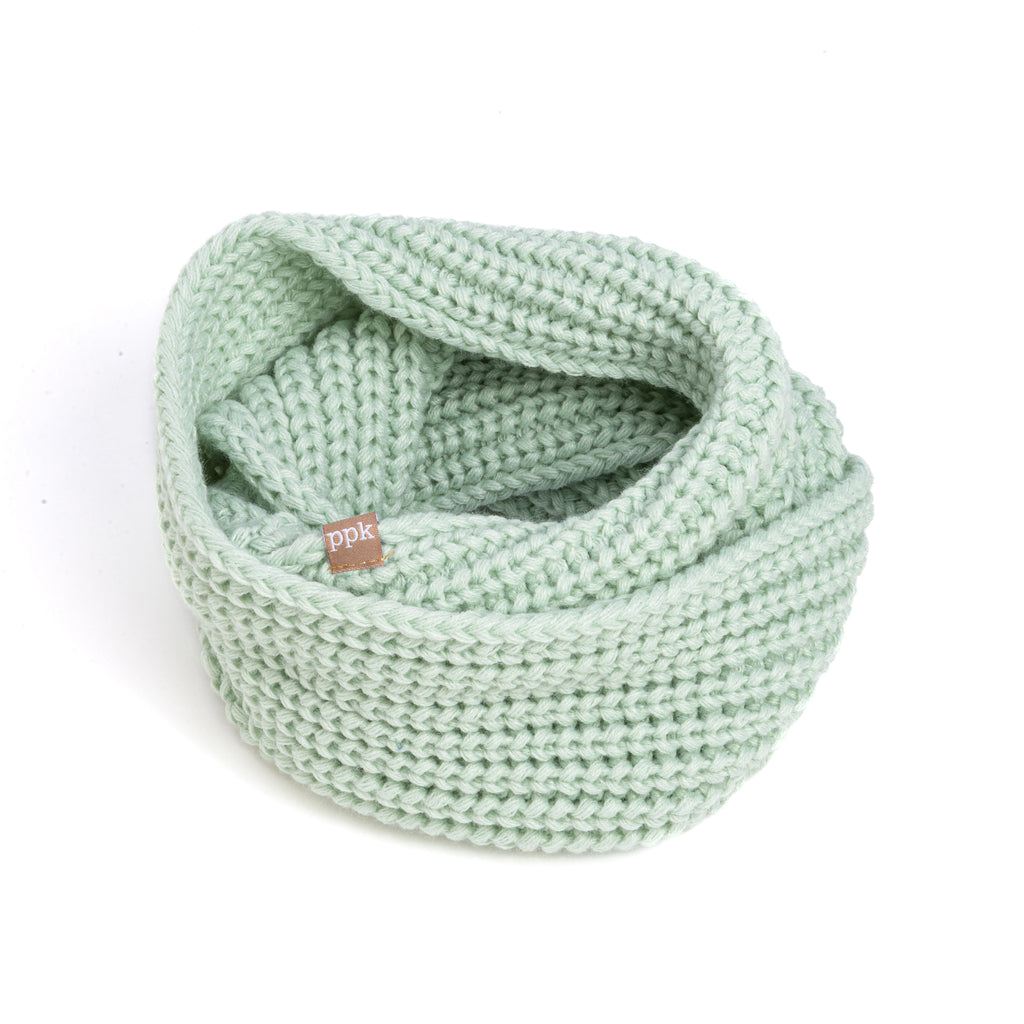 Kids Chunky Knitted Infinity Scarf / Neck-Wrap (Girls 4-14 Year Old)