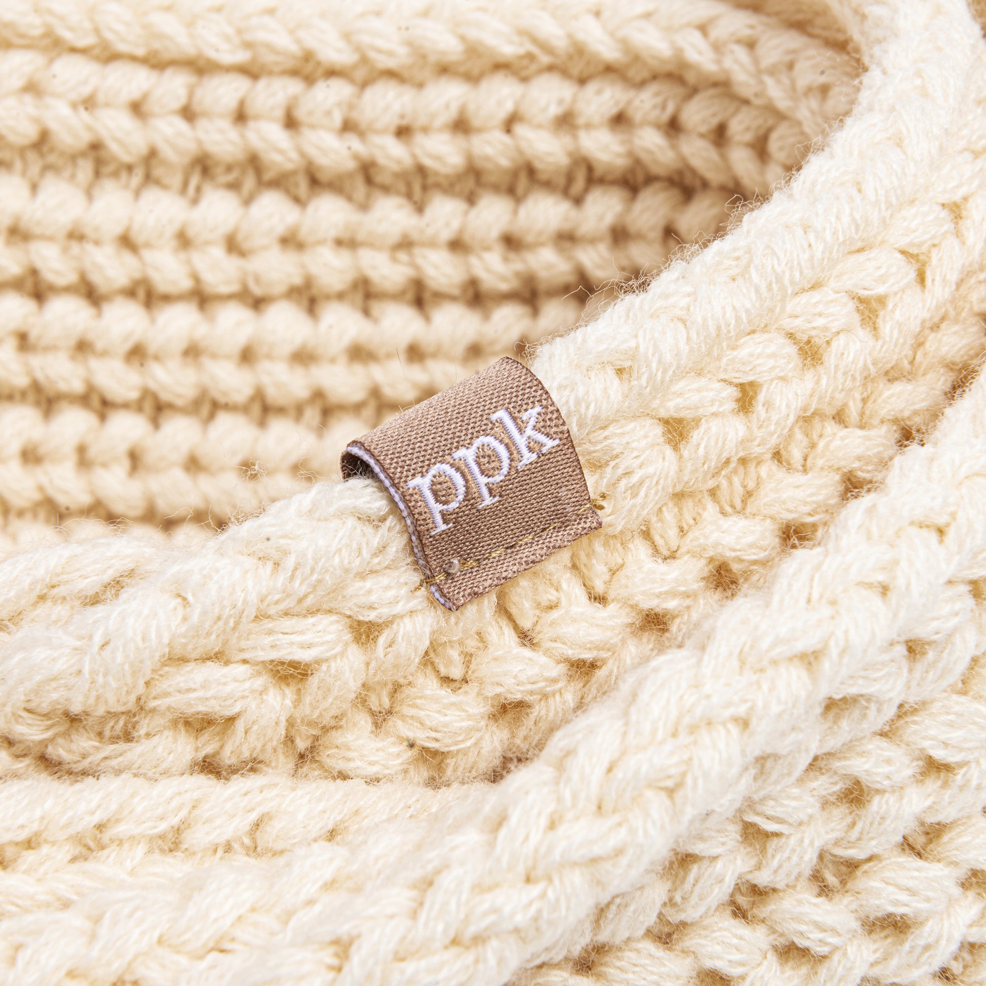 Kids Chunky Knitted Infinity Scarf / Neck-Wrap (Girls 4-14 Year Old)